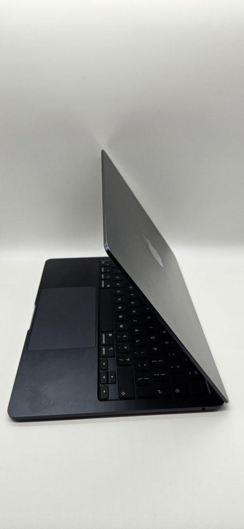 MacBook Air M2